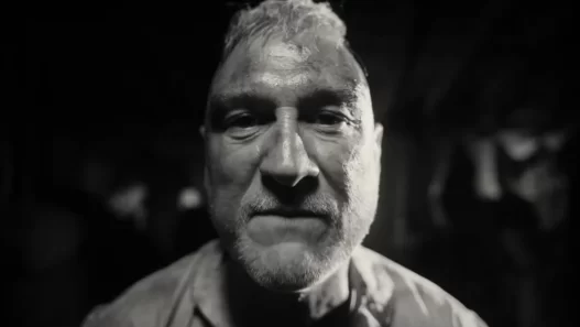 Kase.O estrena Fallo Del Sistema Viva Kase O y Borregos de su album Camisa De Fuerza