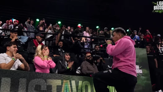 Gustavo Ramos sorprende con épica propuesta en Liga Bazooka