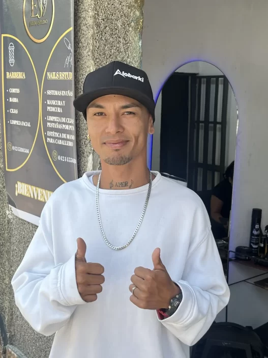 Profecía MC conquista con Rap y Barbería en Av. Venezuela